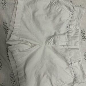 Women’s White Vineyard Vines Shorts